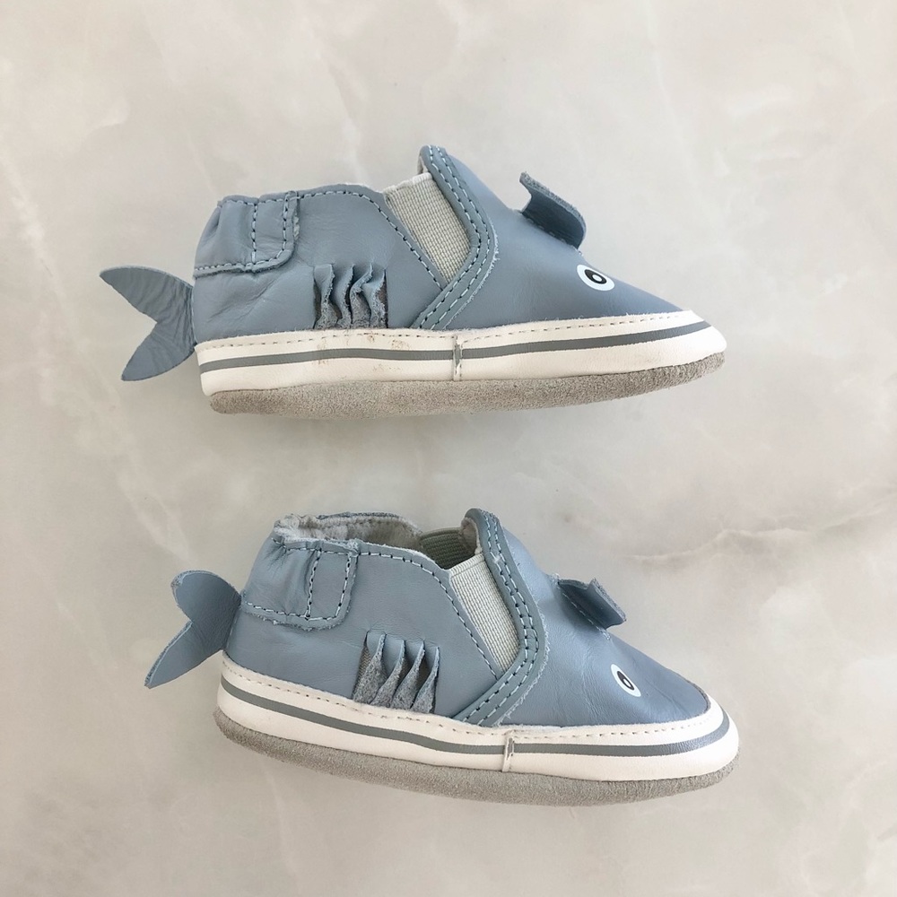 Robeez Blue Sebastian Shark Soft Soles Baby Infant Shoes Size 0-6 Mon. Leather
